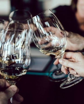 Mengenal Etika Minum Wine yang Benar