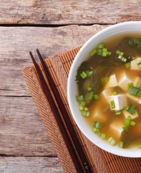 Mengonsumsi Miso Soup Ada Manfaatnya, Apa Saja? 