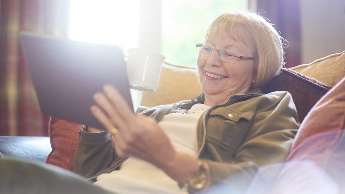 manfaat-percakapan-online-bagi-lansia